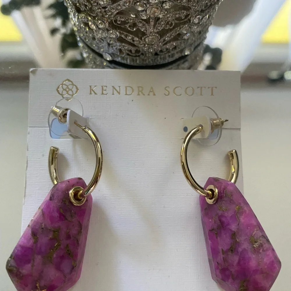 💞Kendra Scott Earrings💞 - Picture 3 of 3